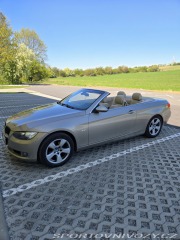 BMW 3 (e93) 320i