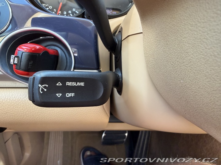 Porsche Panamera 4 3.6l V6 2011