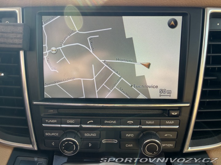 Porsche Panamera 4 3.6l V6 2011