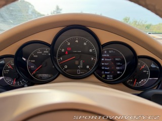 Porsche Panamera 4 3.6l V6 2011