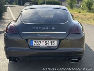 Porsche Panamera 4 3.6l V6 2011