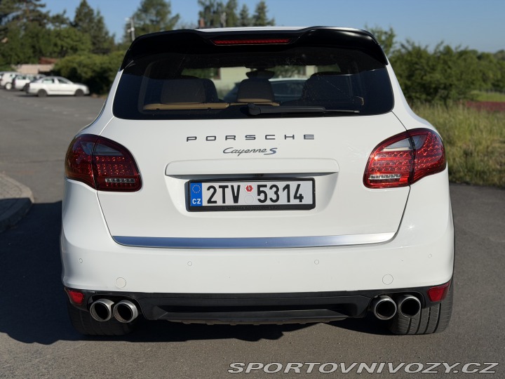 Porsche Cayenne S 4.8l V8 2012