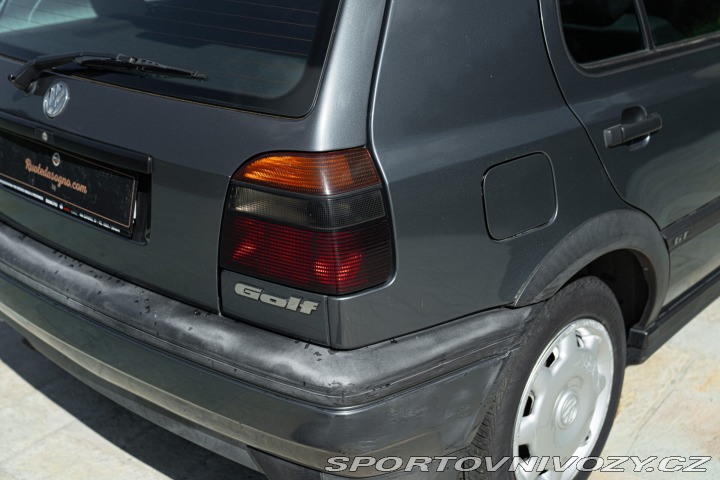 Volkswagen Golf 1.6 GT 1997