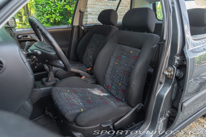 Volkswagen Golf 1.6 GT 1997