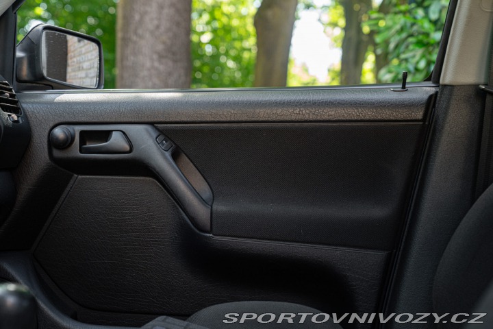 Volkswagen Golf 1.6 GT 1997