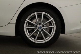 BMW 3 330 e 2022
