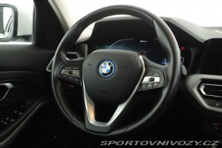 BMW 3 330 e 2022