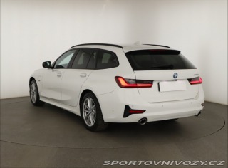 BMW 3 330 e 2022