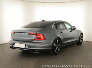 Volvo S90 T6 AWD 2017