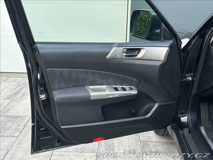 Subaru Ostatní modely Forester 2,0 150PS  Comfort A/T 4x 2011