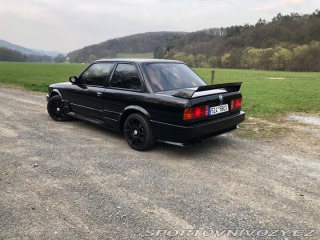 BMW 3 E30 1987