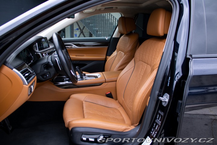 BMW 7 750Li xDrive A/T / AJ NA 2018