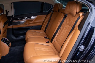 BMW 7 750Li xDrive A/T / AJ NA 2018