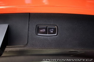 Porsche Cayenne E-Hybrid 4x4 A/T / V ZÁR 2021