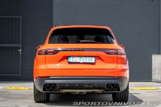 Porsche Cayenne E-Hybrid 4x4 A/T / V ZÁR 2021