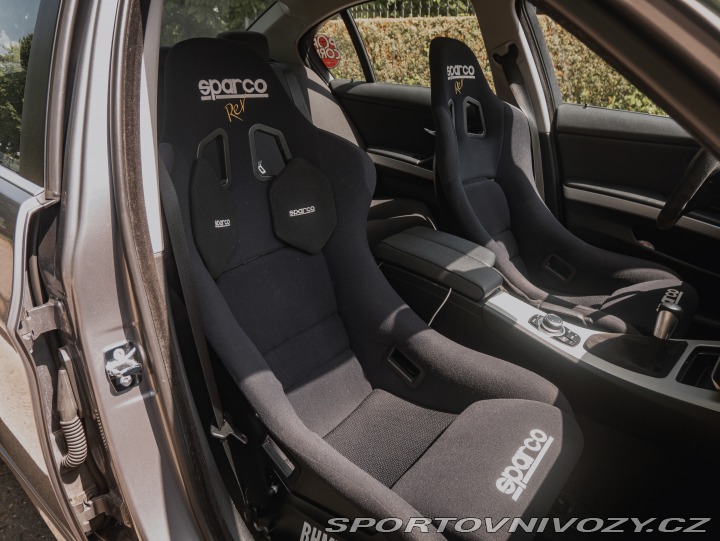 BMW 3 E90 335i 2008