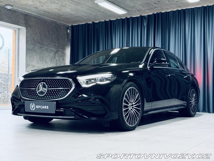 Mercedes-Benz E AMG*4M*AIR*ZÁR*NEZ.TOP*NA 2024