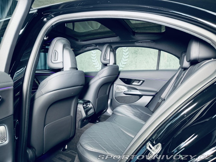 Mercedes-Benz E AMG*4M*AIR*ZÁR*NEZ.TOP*NA 2024