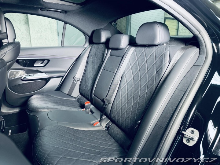 Mercedes-Benz E AMG*4M*AIR*ZÁR*NEZ.TOP*NA 2024