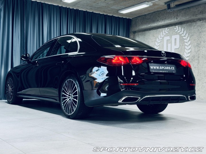 Mercedes-Benz E AMG*4M*AIR*ZÁR*NEZ.TOP*NA 2024