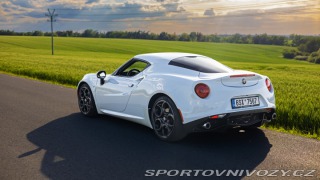 Alfa Romeo 4C  2016