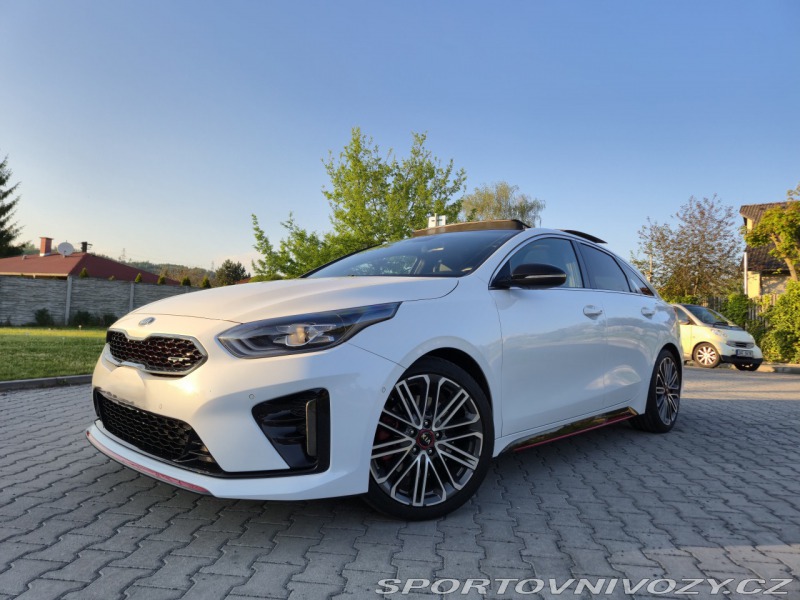 Kia ProCeed GT