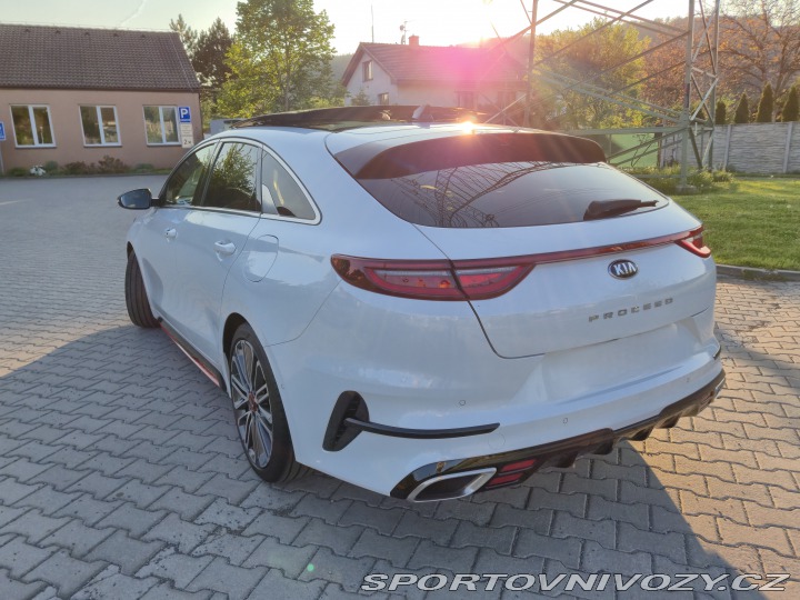 Kia ProCeed GT 2019