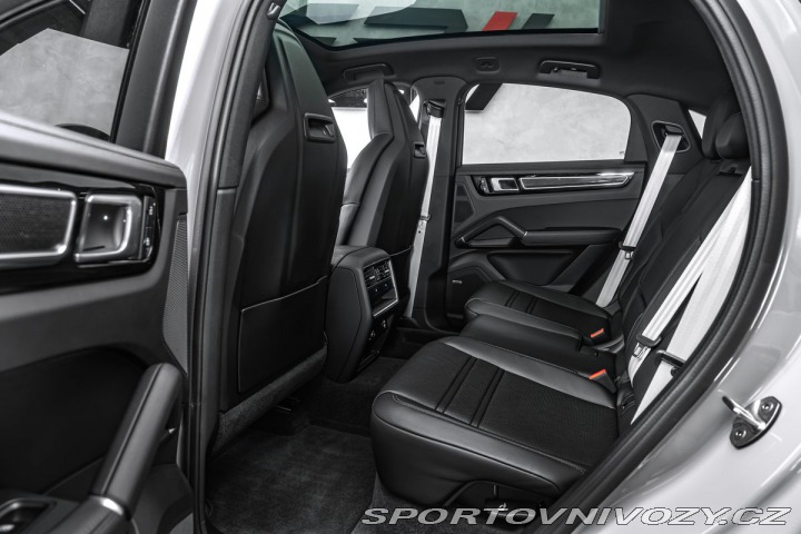 Porsche Cayenne Coupe Platinum Edition Pa 2022