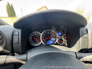 Nissan GT-R  2011