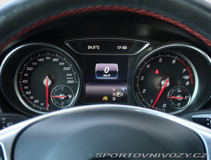 Mercedes-Benz Ostatní modely GLA AMG line GLA 220 4MATIC 2018