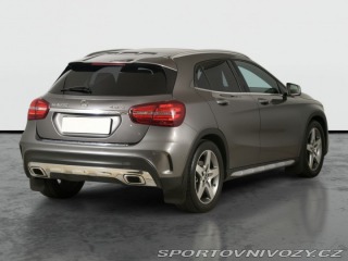 Mercedes-Benz Ostatní modely GLA AMG line GLA 220 4MATIC 2018