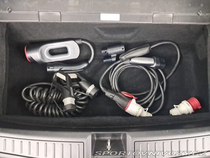 Tesla Model S P85+ 2014