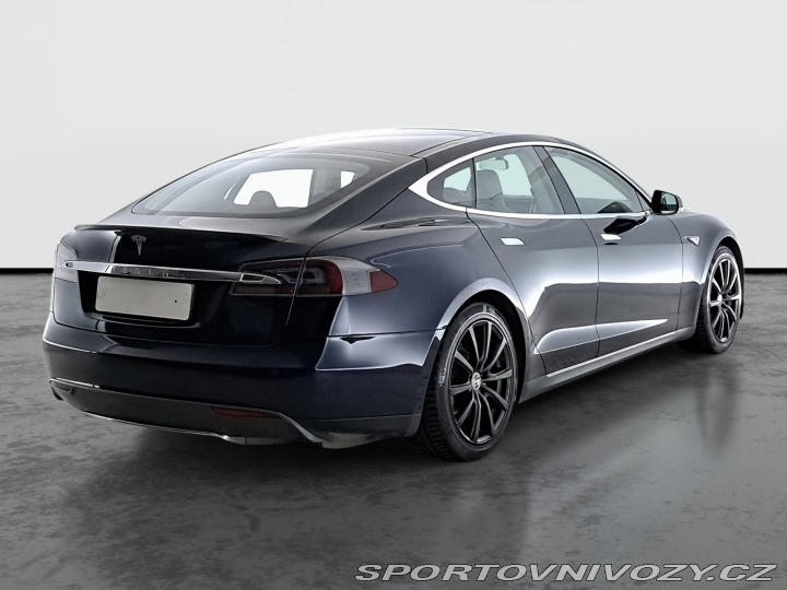 Tesla Model S P85+ 2014