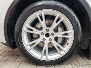 Tesla Model Y Standard Plus RWD 220kW S 2023