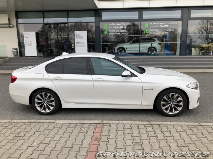 BMW 5 2,0   BMW 520 xdrive 2014