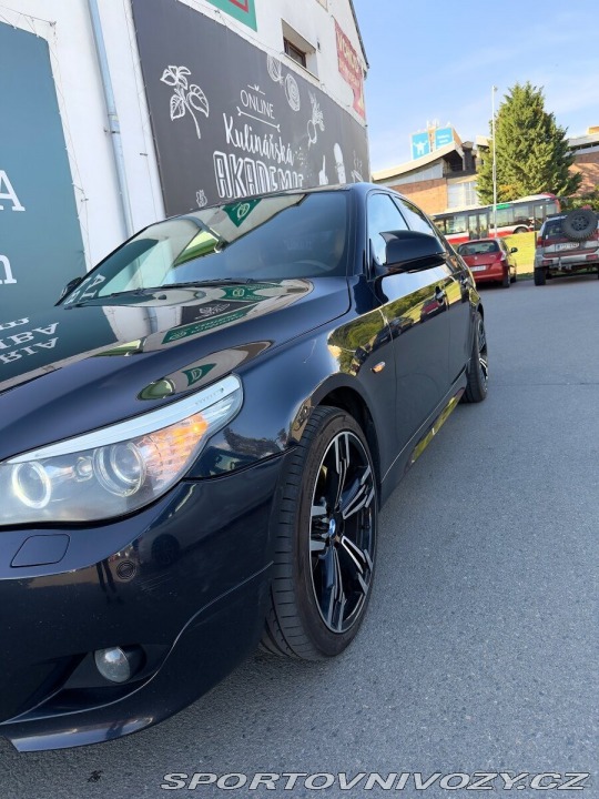 BMW 5 3,0   Ici xdrive m paket 2009