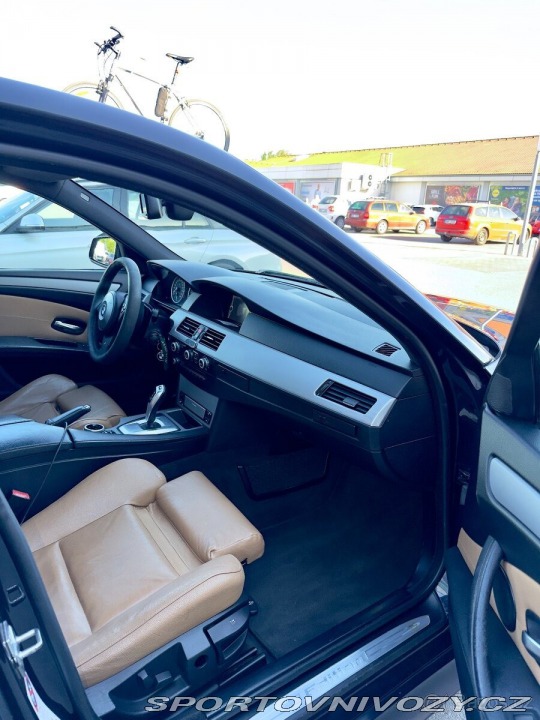 BMW 5 3,0   Ici xdrive m paket 2009