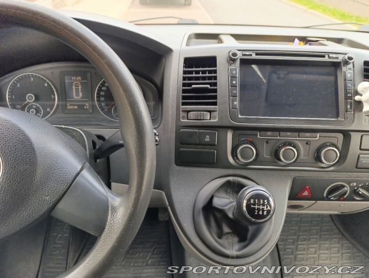 Volkswagen Ostatní modely Transporter 2,0   T5.1 LONG 2.0TDI 10 2010