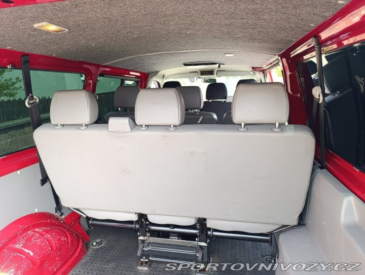 Volkswagen Ostatní modely Transporter 2,0   T5.1 LONG 2.0TDI 10 2010