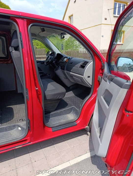Volkswagen Ostatní modely Transporter 2,0   T5.1 LONG 2.0TDI 10 2010