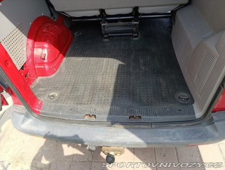Volkswagen Ostatní modely Transporter 2,0   T5.1 LONG 2.0TDI 10 2010