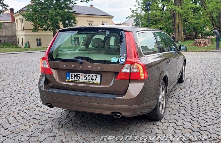 Volvo V70 2,4   D5, 2013, po STK 2013