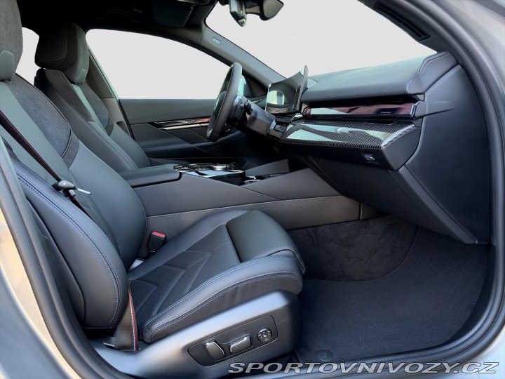 BMW 5 550e xDrive Touring 2026