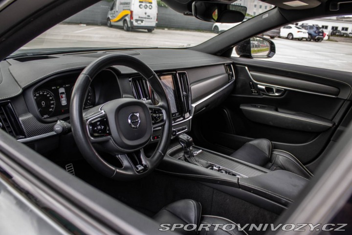 Volvo S90 D5 R-Design AWD AT 173kW 2020