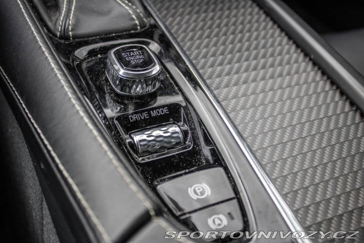 Volvo S90 D5 R-Design AWD AT 173kW 2020