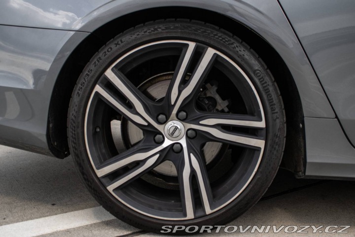 Volvo S90 D5 R-Design AWD AT 173kW 2020