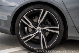 Volvo S90 D5 R-Design AWD AT 173kW 2020