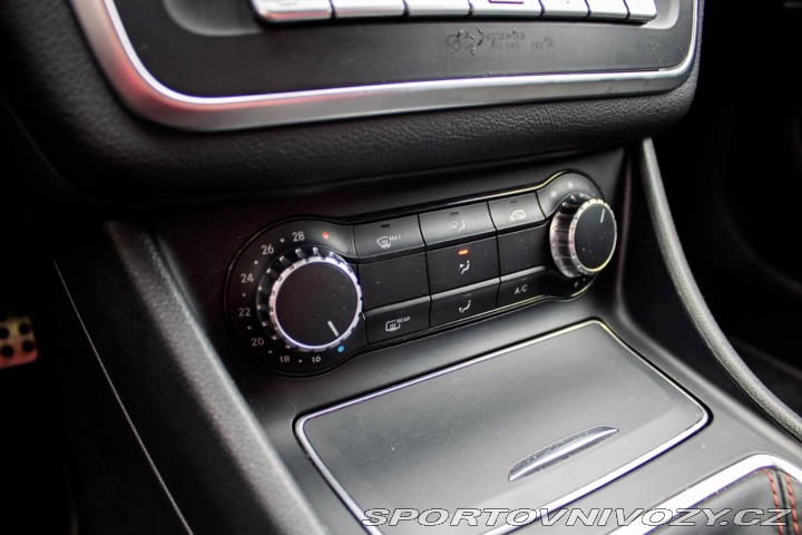 Mercedes-Benz CLA Kupé  115kW MT6 / NA SPLÁ 2017