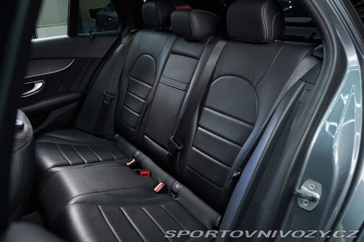 Mercedes-Benz C Kombi  300 d A/T 4MATIC 2019