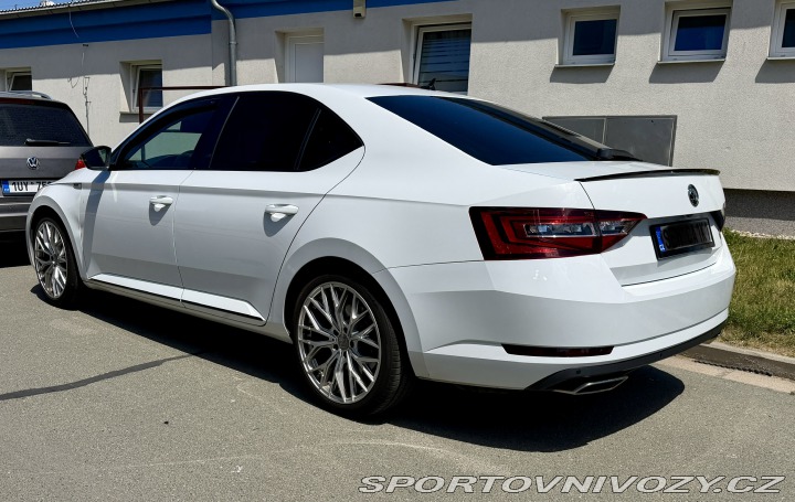 Škoda Superb Sportline 2017